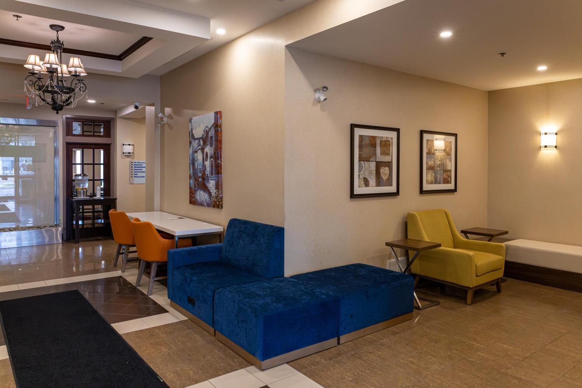 Holiday Inn Express Hotel & Suites Brockville By Ihg Buitenkant foto