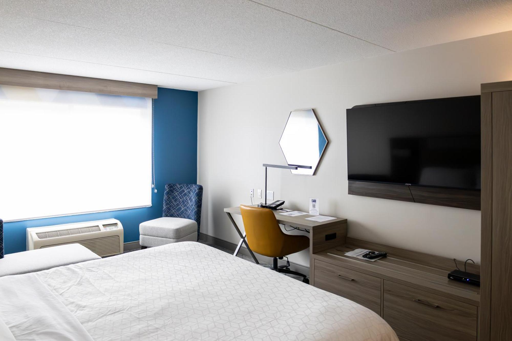 Holiday Inn Express Hotel & Suites Brockville By Ihg Buitenkant foto