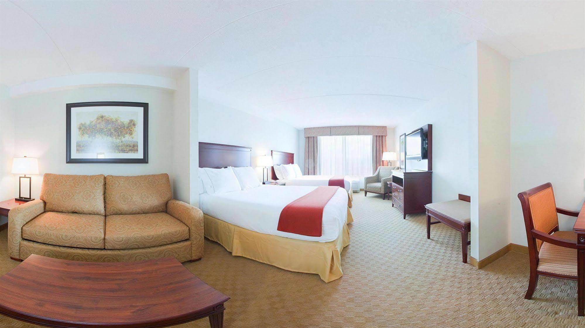 Holiday Inn Express Hotel & Suites Brockville By Ihg Buitenkant foto